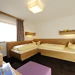Kroller Szálloda 4*