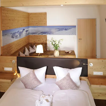 Kroller Hotell 4*
